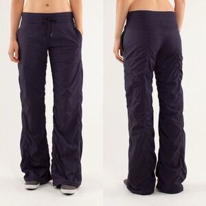 Lululemon Studio Pants II size 2 Lined Athleisure Yoga Black Swan Dark Purple